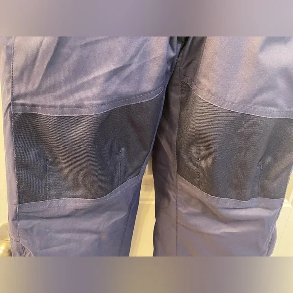 Like new! LL Bean Little Kids' Cold Buster Snow Bib in Navy* - Picture 8 of 8